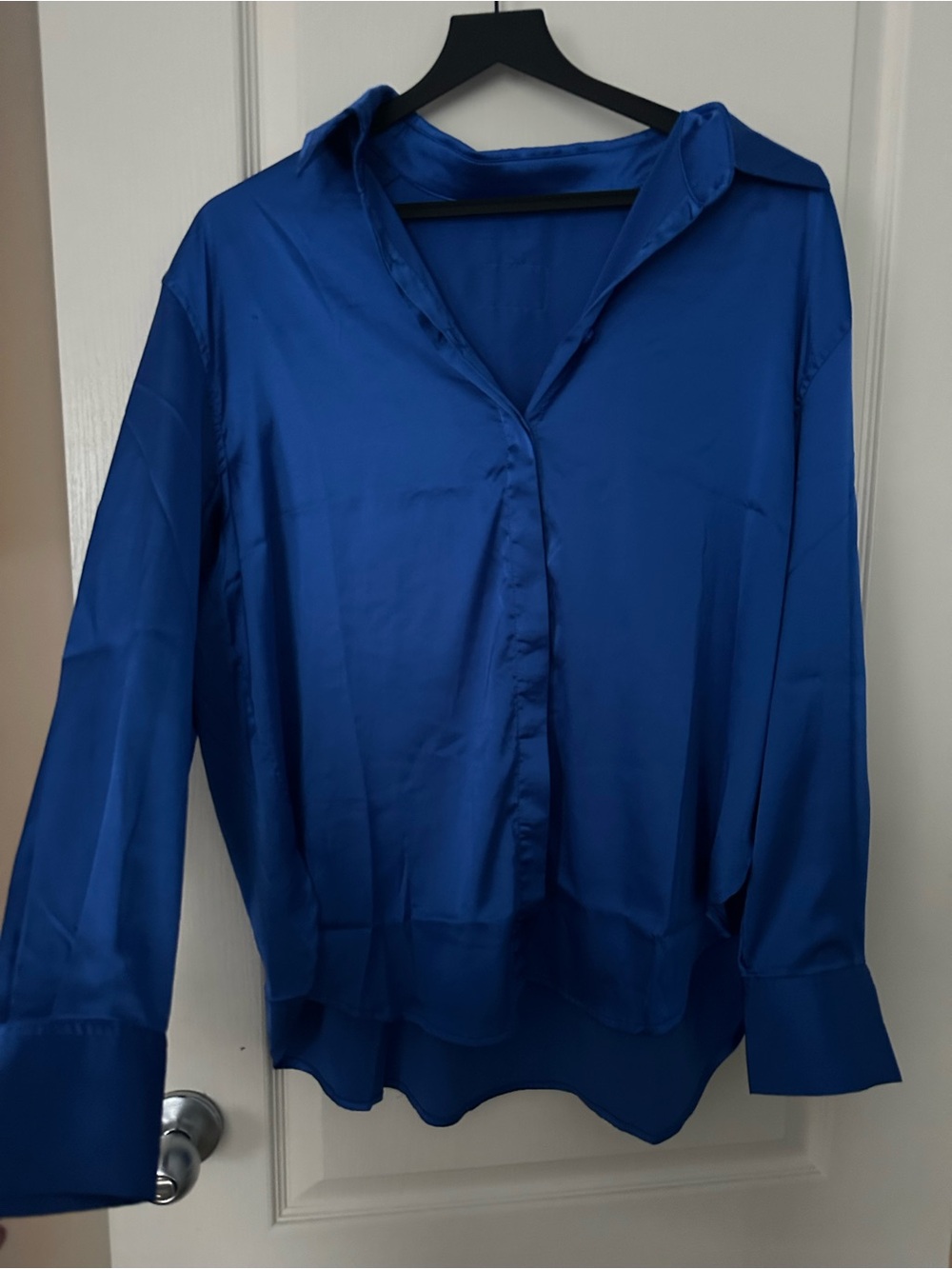 Daily Drills Blue Silk Button Down Size XS/S
